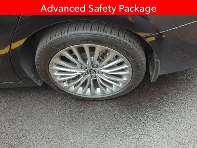 2022 Toyota Avalon Hybrid Limited