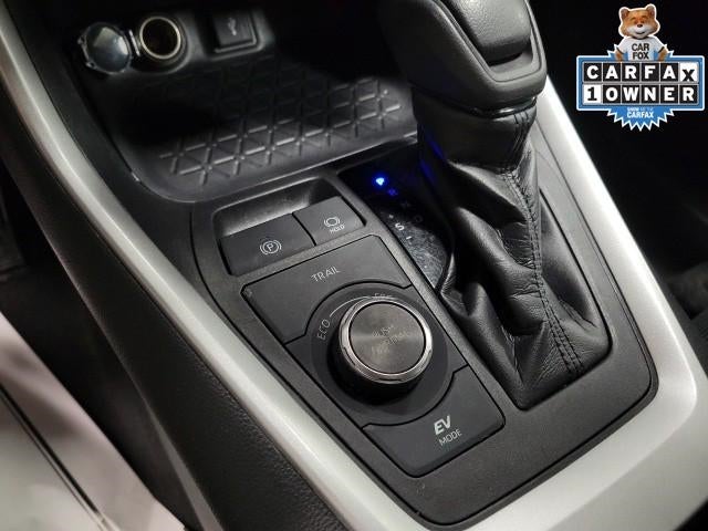 2020 Toyota RAV4 Hybrid LE