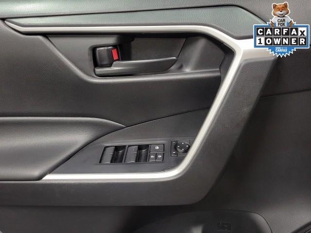 2020 Toyota RAV4 Hybrid LE