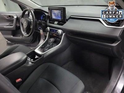 2020 Toyota RAV4 Hybrid LE