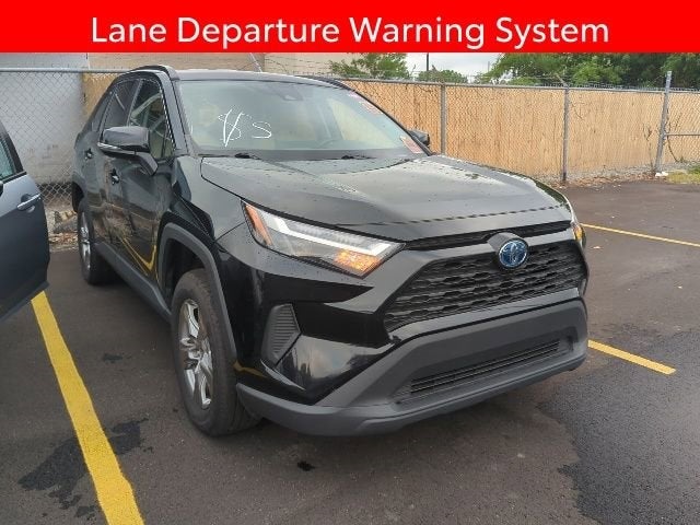 2022 Toyota RAV4 Hybrid XLE