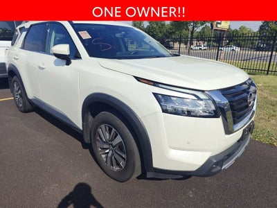 2023 Nissan Pathfinder SL