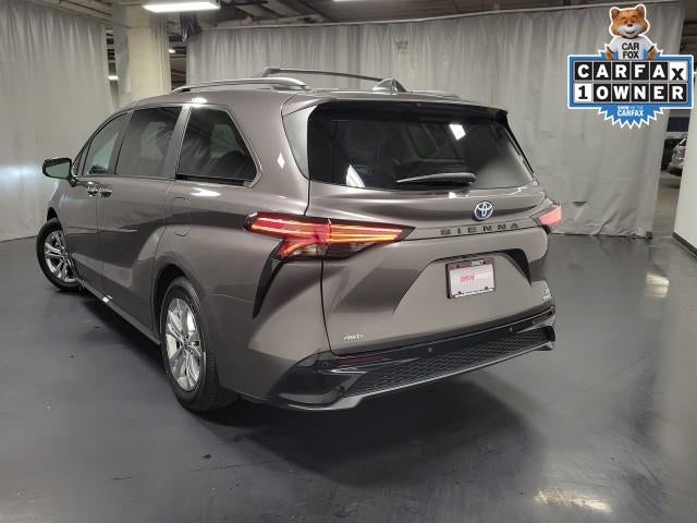 2022 Toyota Sienna XSE
