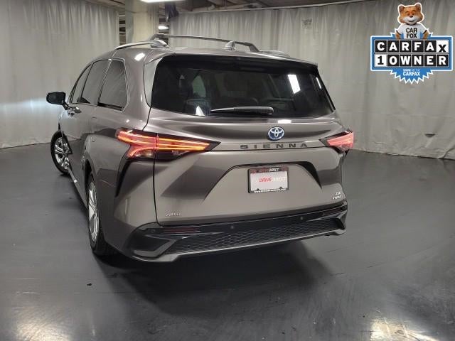 2022 Toyota Sienna XSE