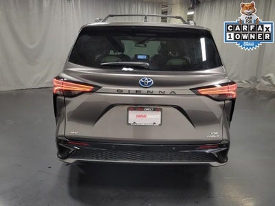 2022 Toyota Sienna XSE