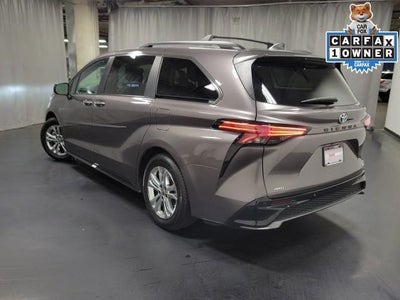 2022 Toyota Sienna XSE