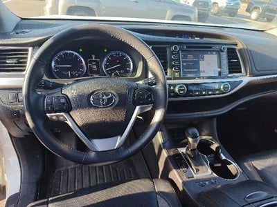 2016 Toyota Highlander Limited Platinum V6