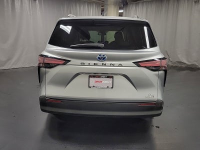 2021 Toyota Sienna XLE