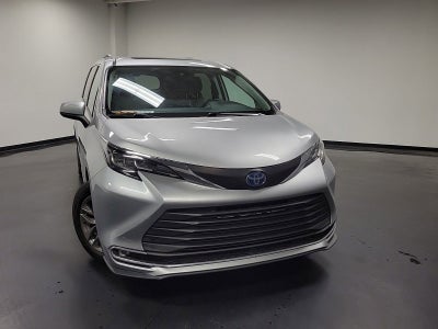 2021 Toyota Sienna XLE