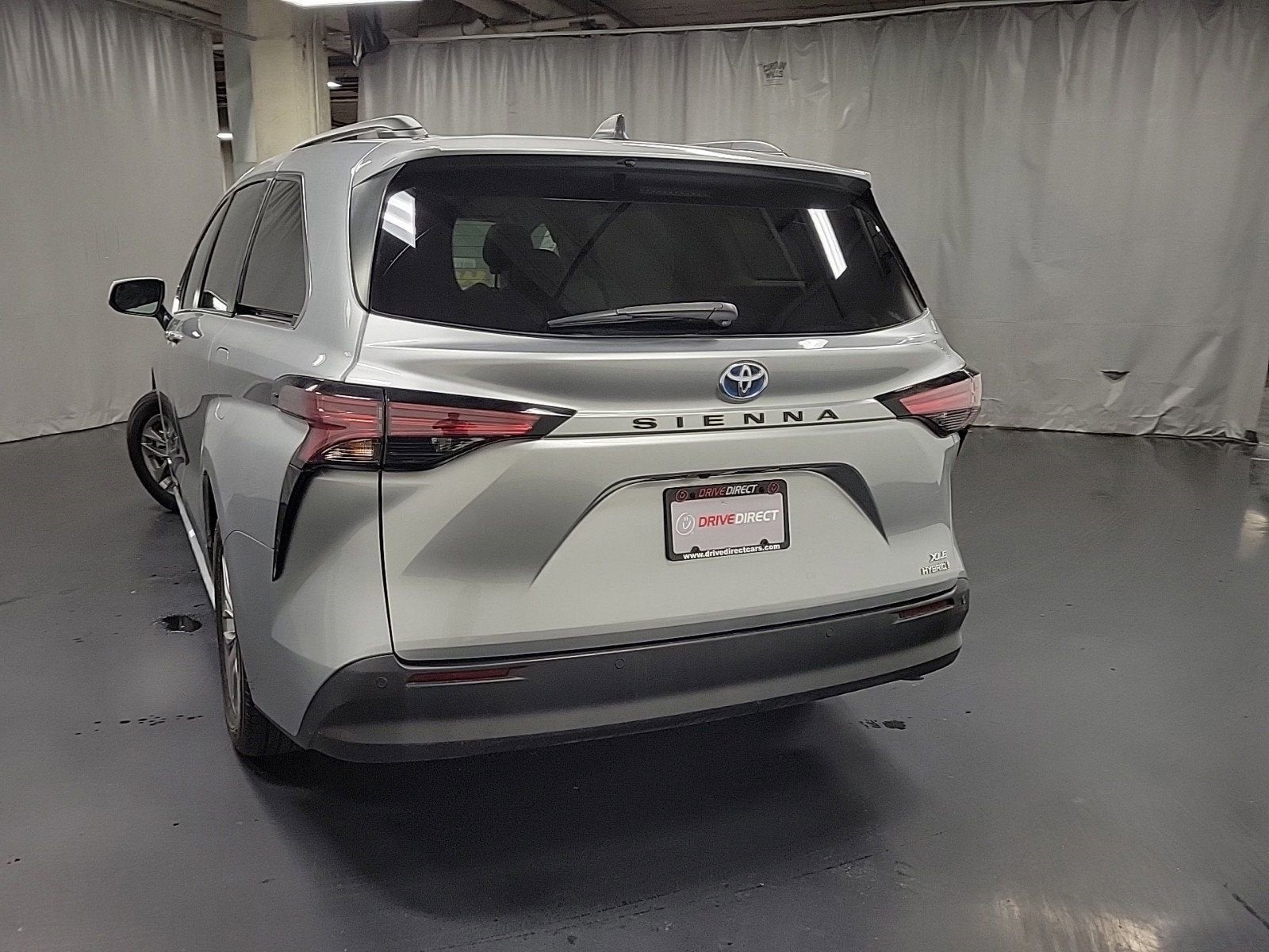 2021 Toyota Sienna XLE