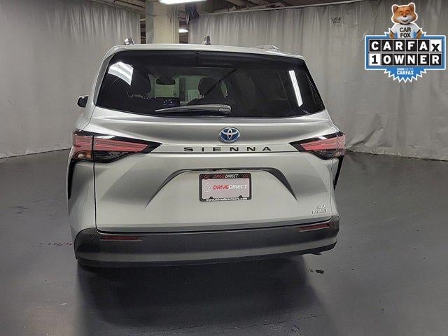 2021 Toyota Sienna XLE