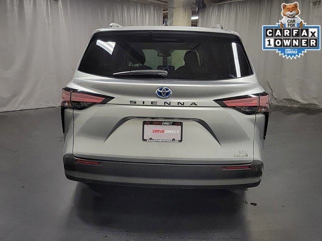 2021 Toyota Sienna XLE