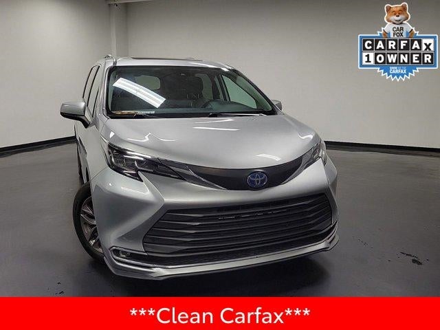 2021 Toyota Sienna XLE
