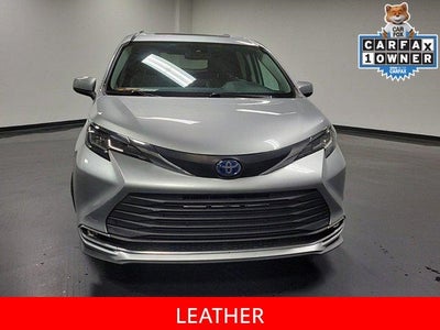 2021 Toyota Sienna XLE