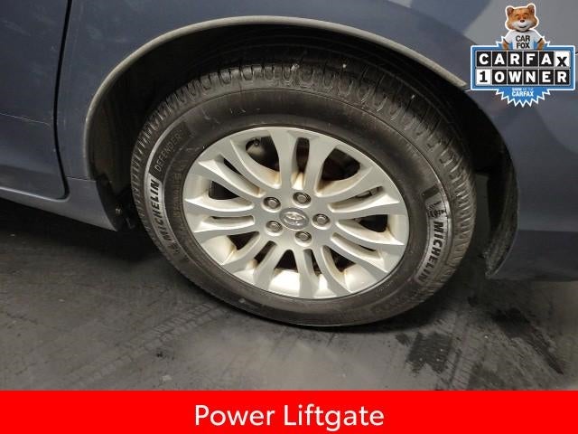 2017 Toyota Sienna XLE Premium