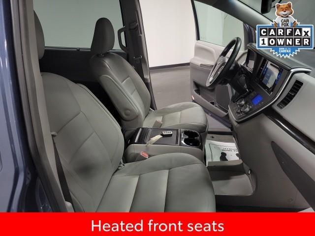 2017 Toyota Sienna XLE Premium