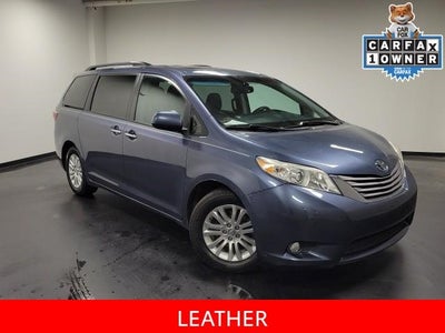 2017 Toyota Sienna XLE Premium