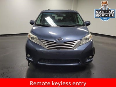 2017 Toyota Sienna XLE Premium