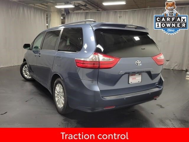 2017 Toyota Sienna XLE Premium