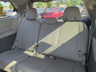 2017 Toyota Sienna XLE