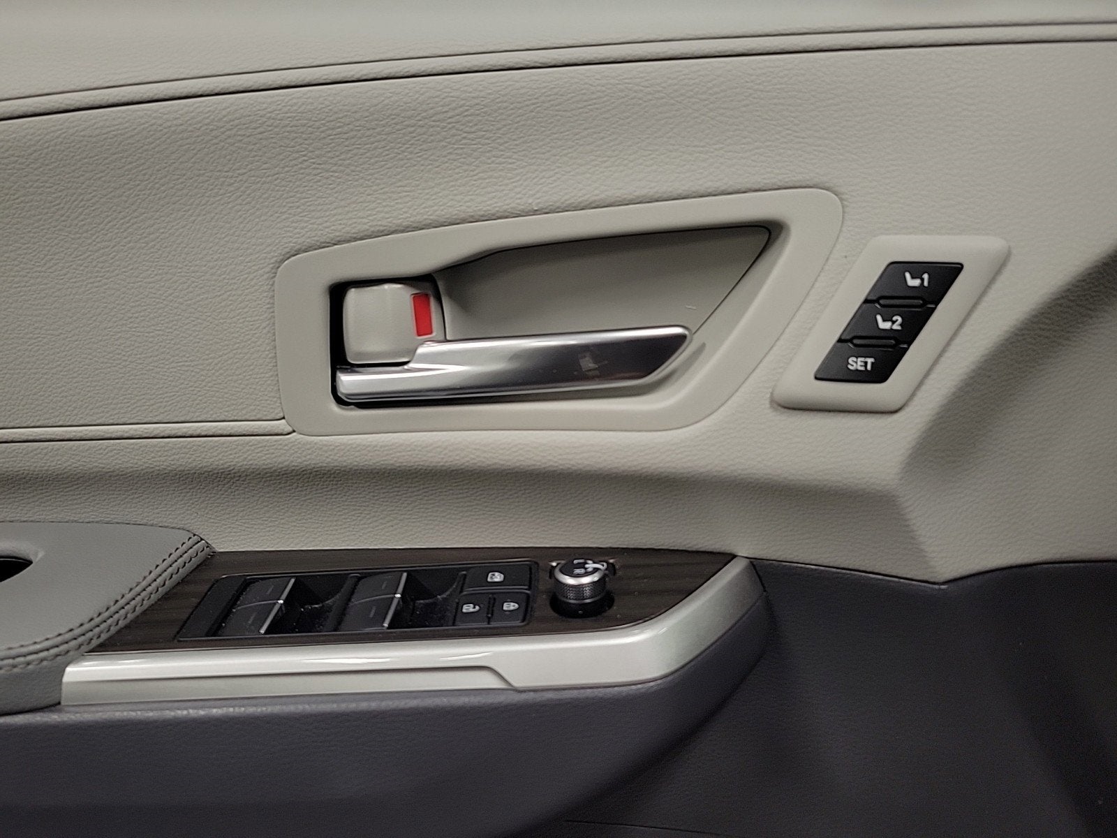 2023 Toyota Sienna Limited