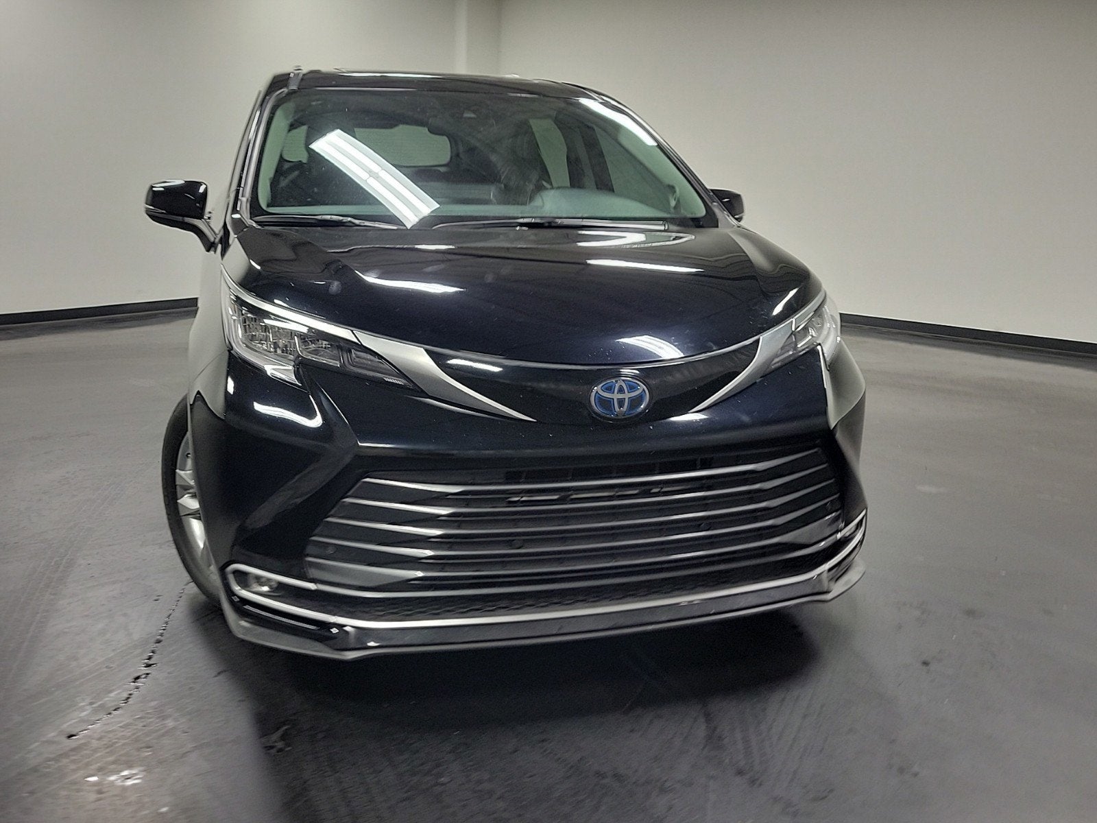 2023 Toyota Sienna Limited