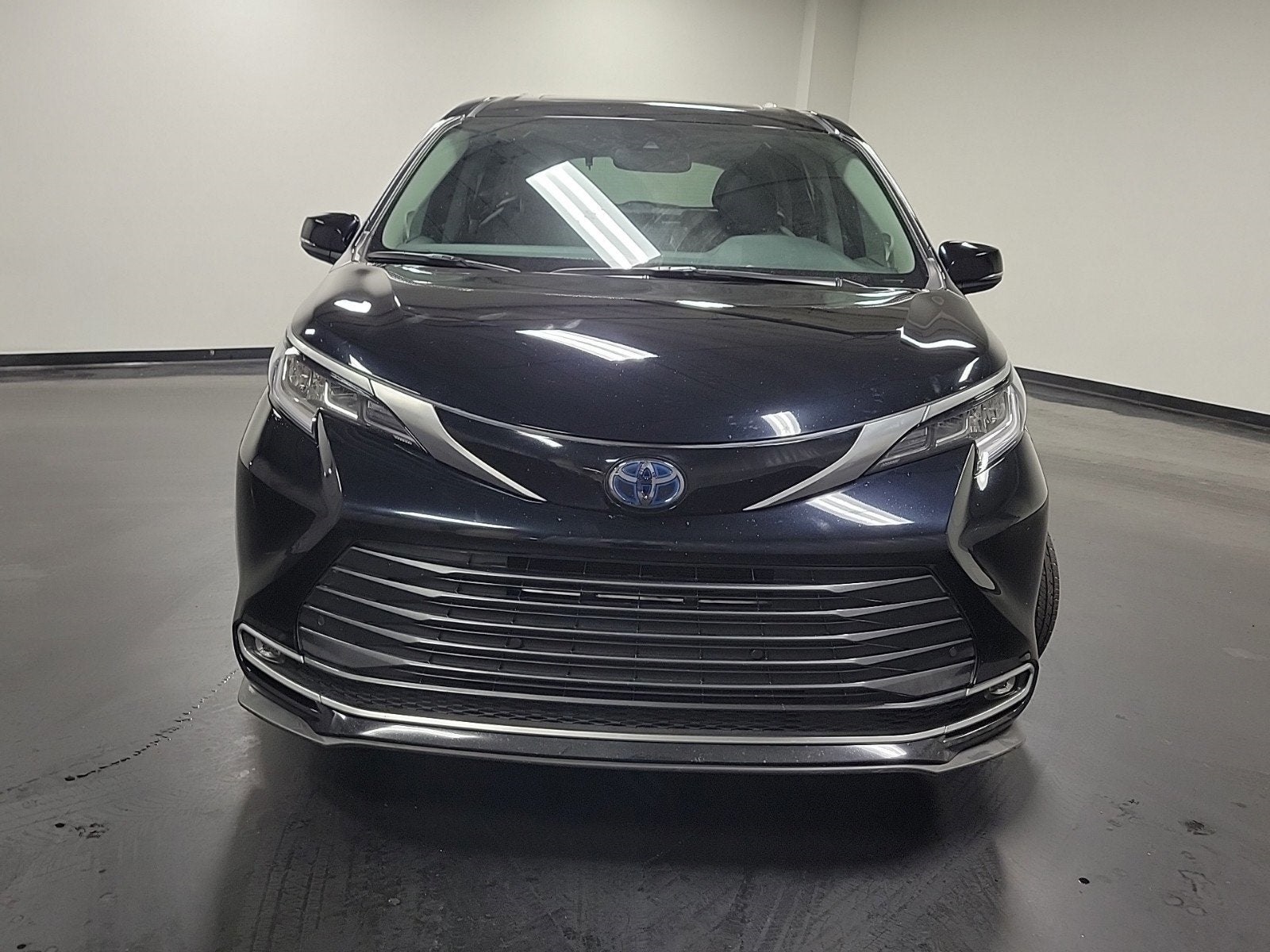 2023 Toyota Sienna Limited