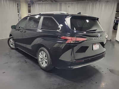 2023 Toyota Sienna Limited