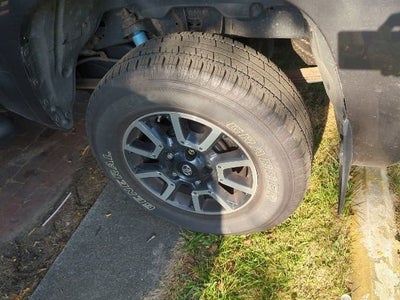 2017 Toyota Tundra SR5