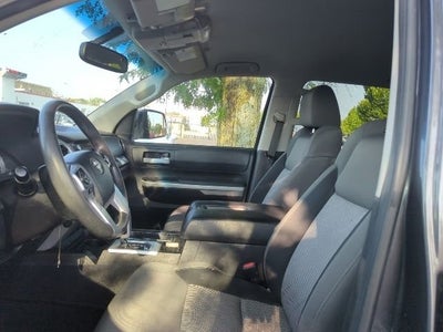 2017 Toyota Tundra SR5