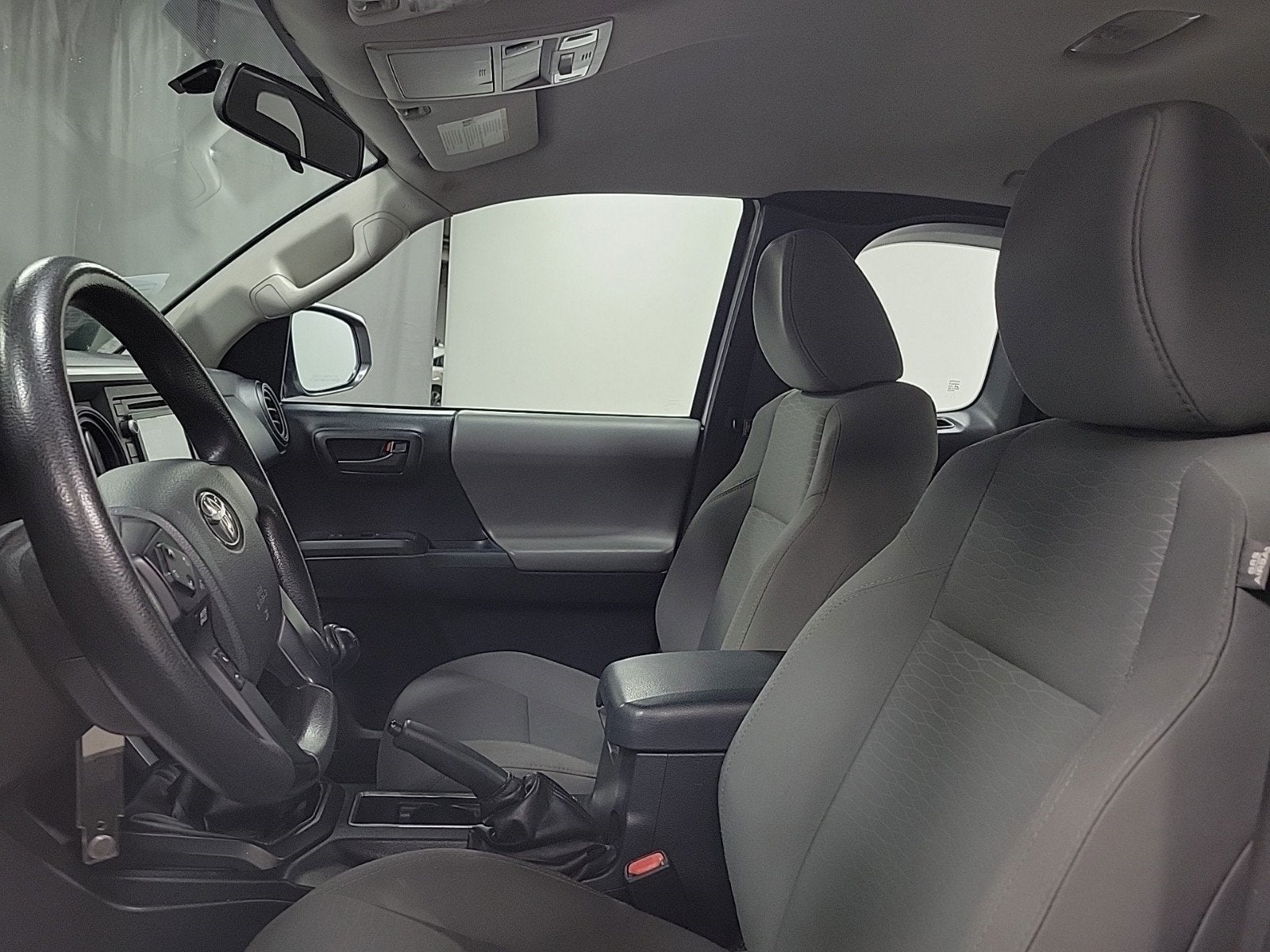 2017 Toyota Tacoma SR