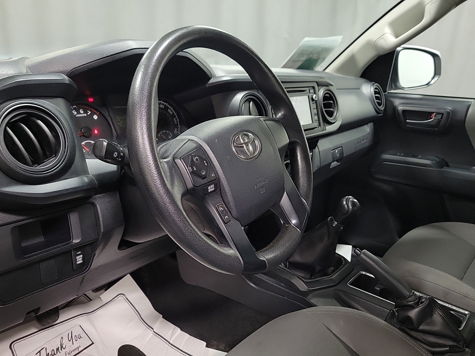 2017 Toyota Tacoma SR