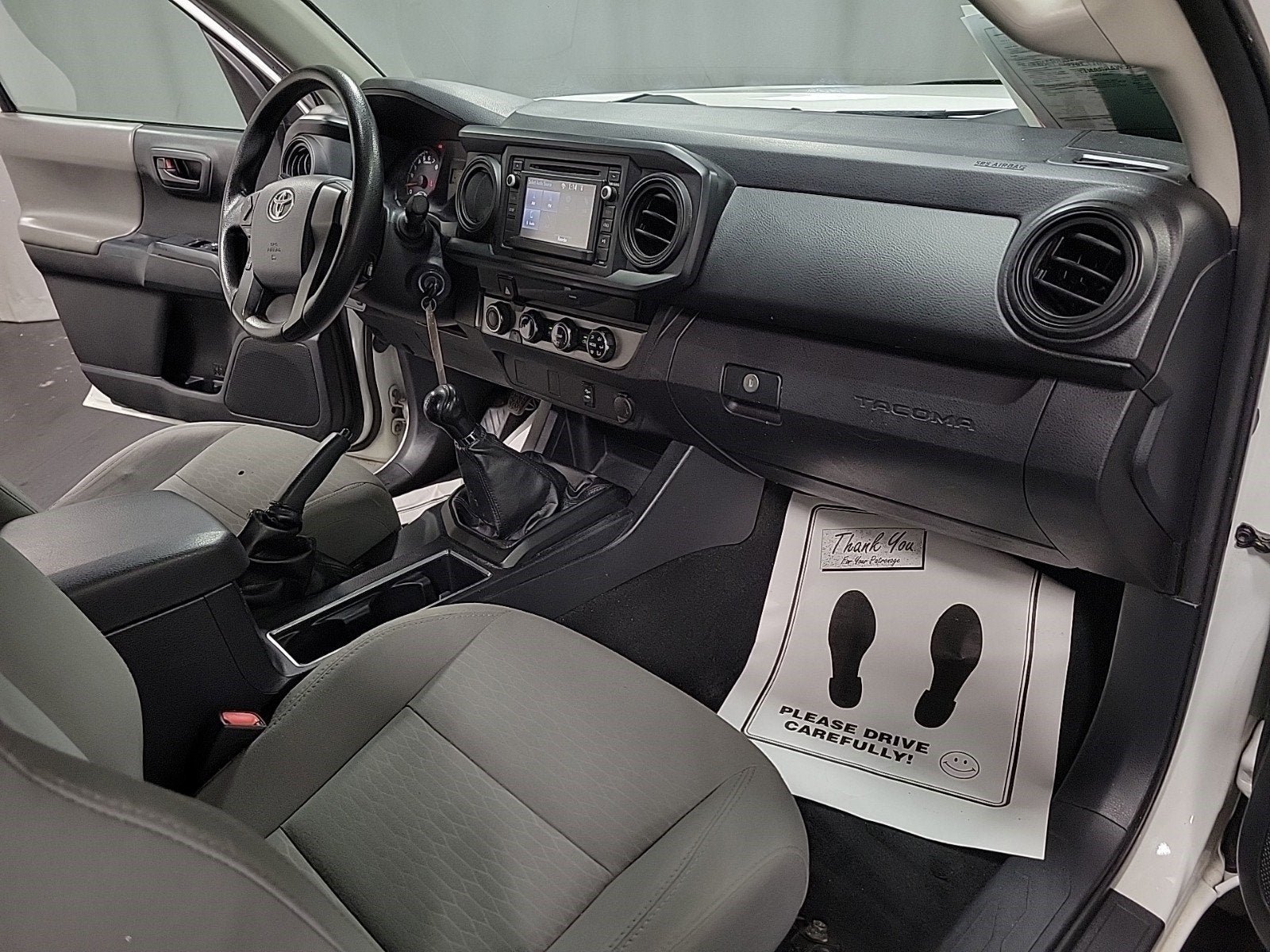 2017 Toyota Tacoma SR