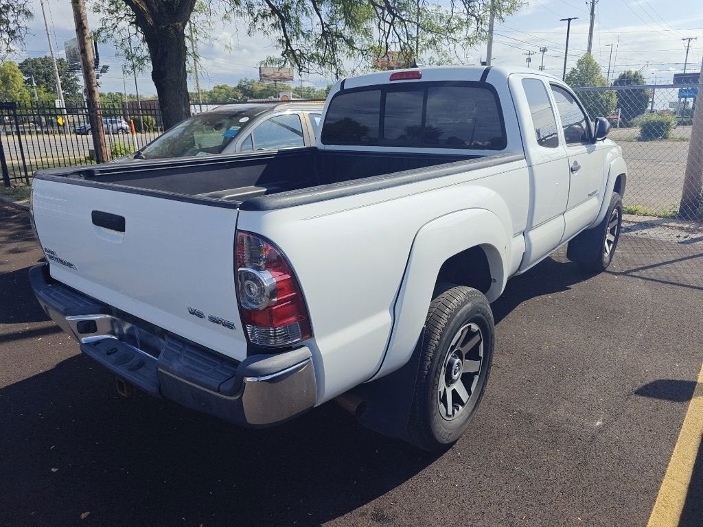2015 Toyota Tacoma Base