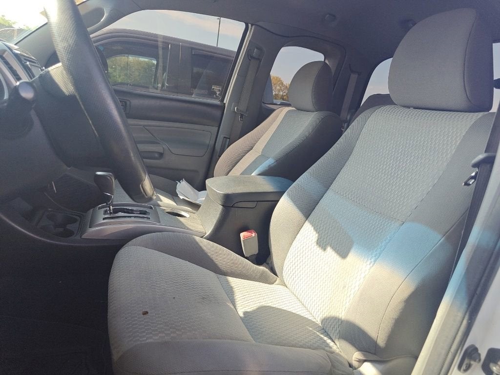 2015 Toyota Tacoma Base