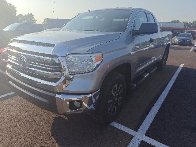 2016 Toyota Tundra SR5