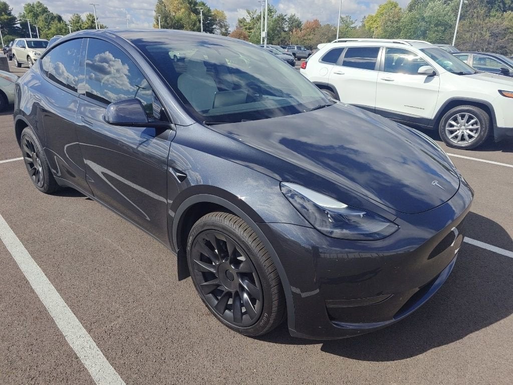 2024 Tesla Model Y Long Range