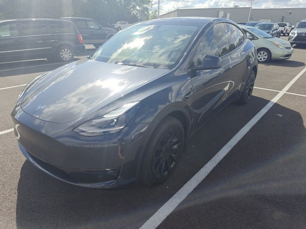 2024 Tesla Model Y Long Range