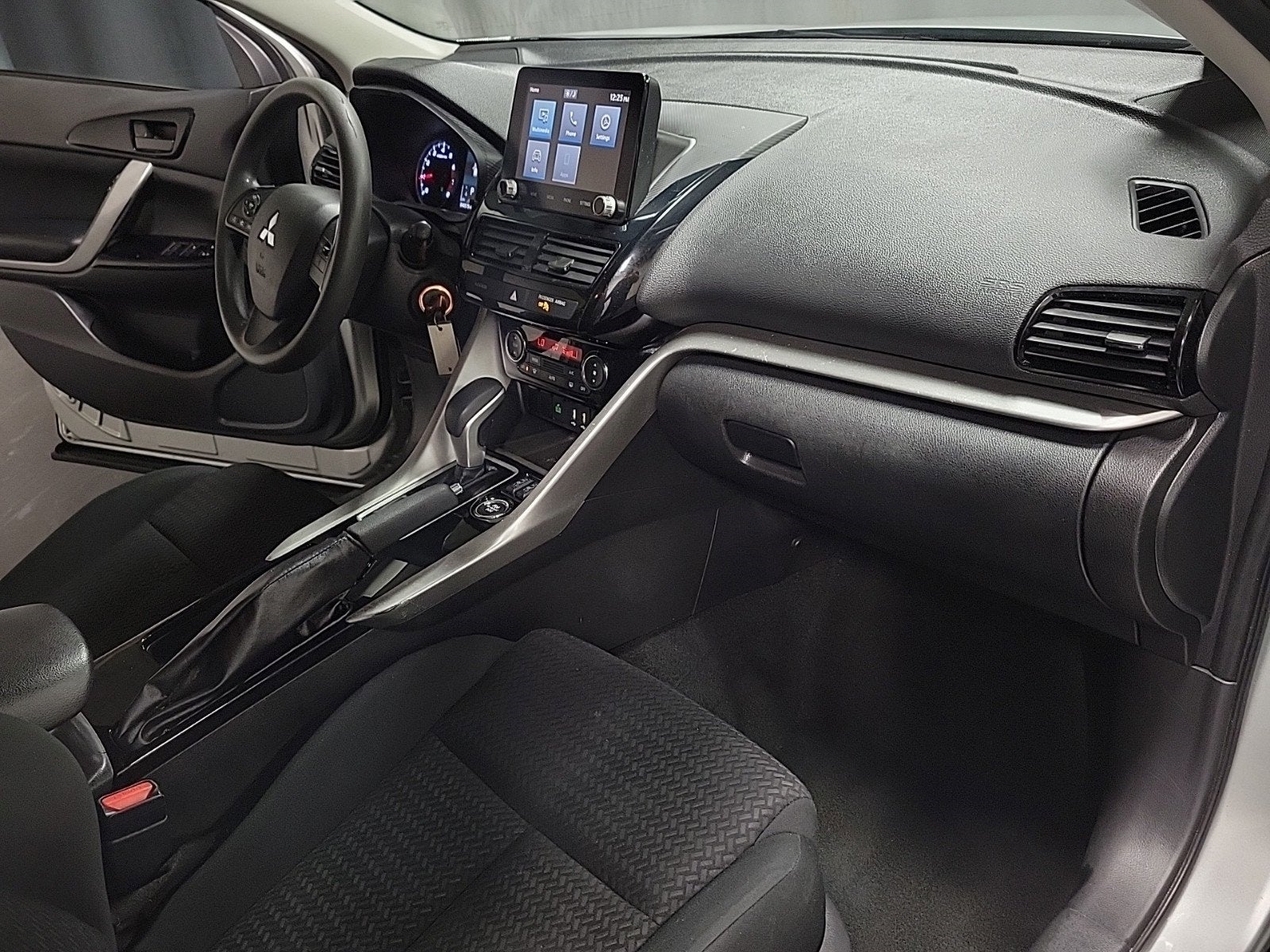 2023 Mitsubishi Eclipse Cross LE