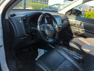 2020 Mitsubishi Outlander ES