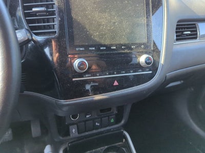 2020 Mitsubishi Outlander ES