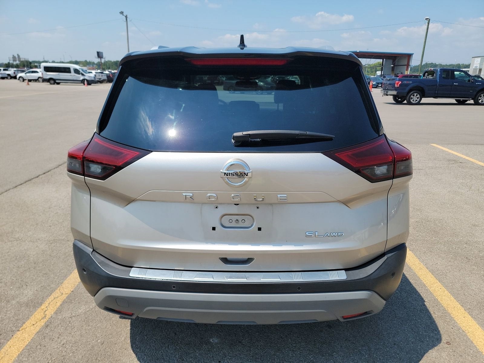2021 Nissan Rogue SL