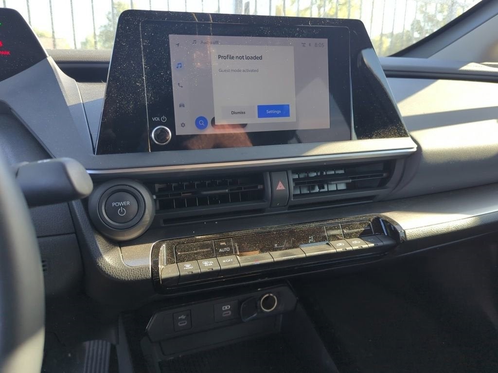 2023 Toyota Prius LE