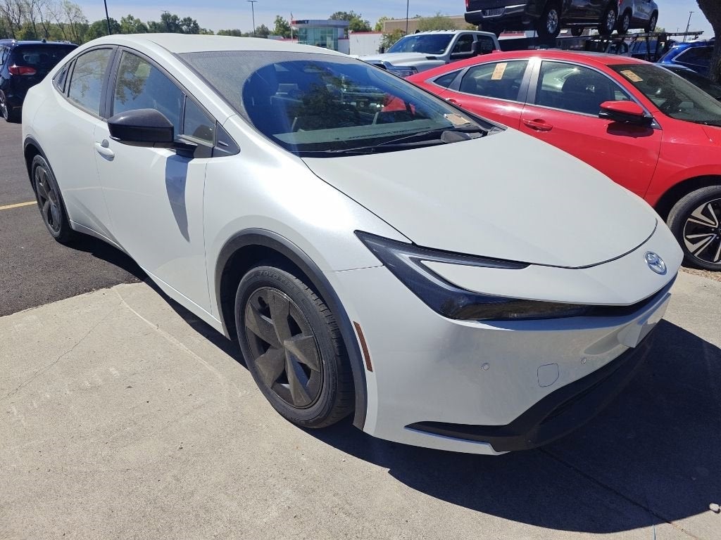 2023 Toyota Prius LE