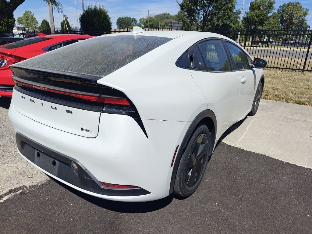 2023 Toyota Prius LE