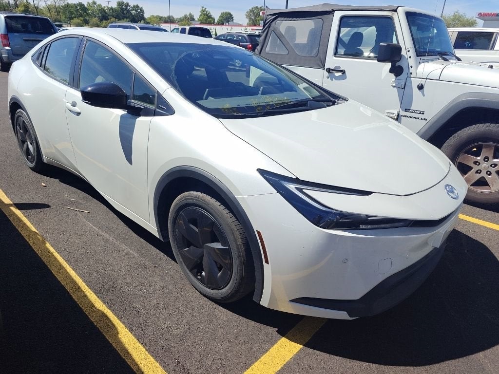 2023 Toyota Prius LE