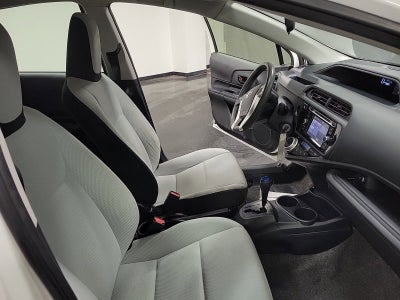 2016 Toyota Prius c One