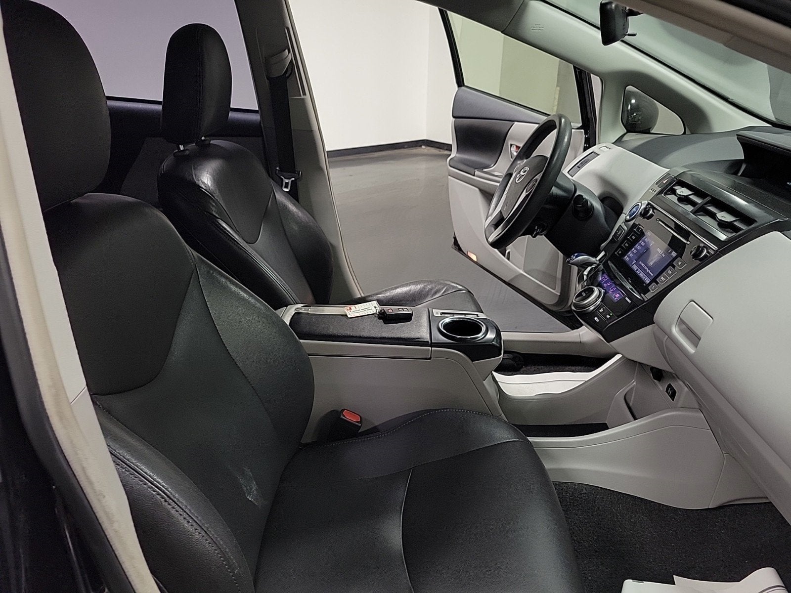 2017 Toyota Prius v Two