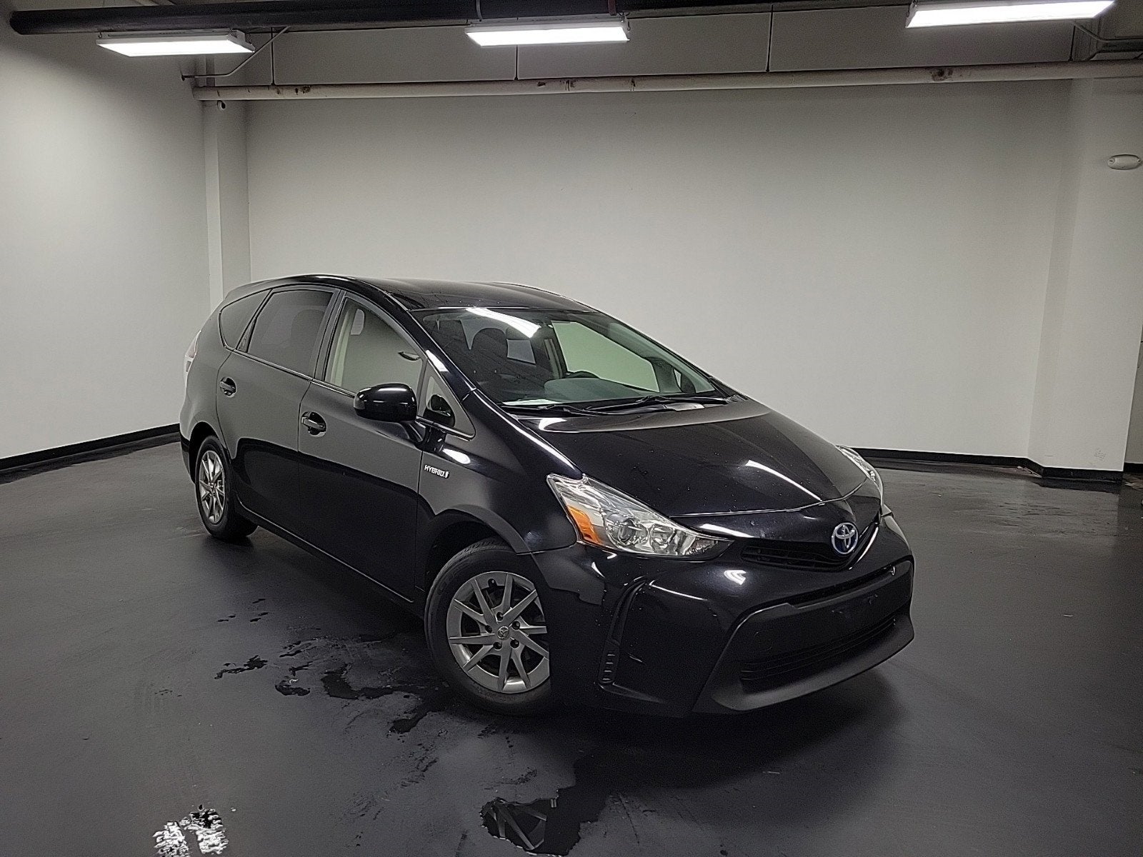 2017 Toyota Prius v Two