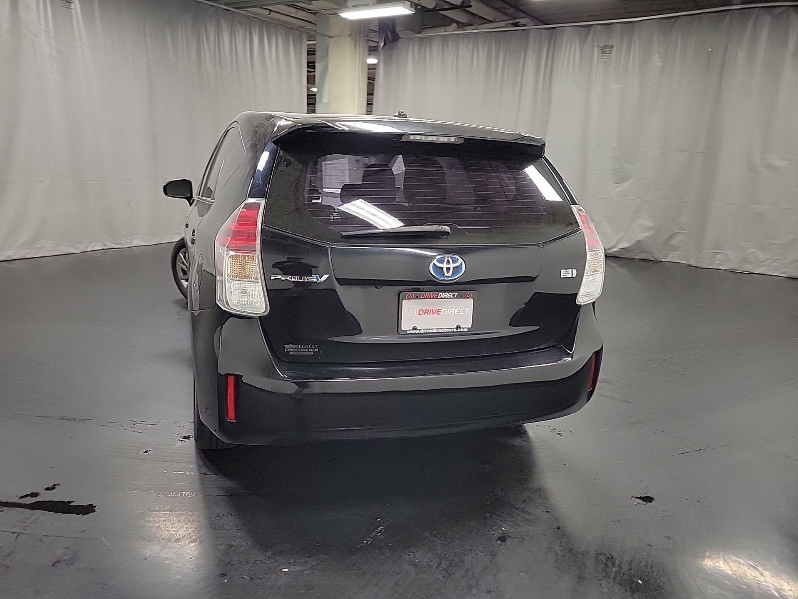 2017 Toyota Prius v Two